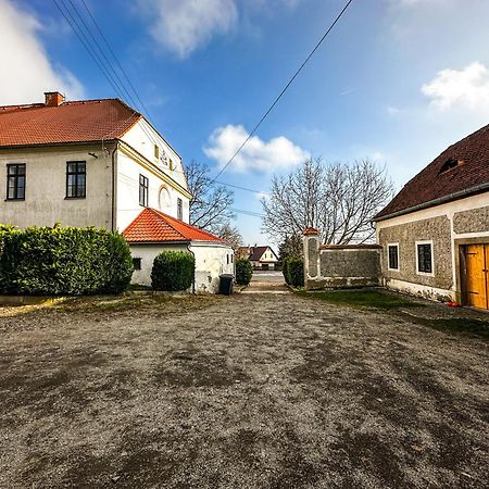 Stará pošta Telnice Exterior foto